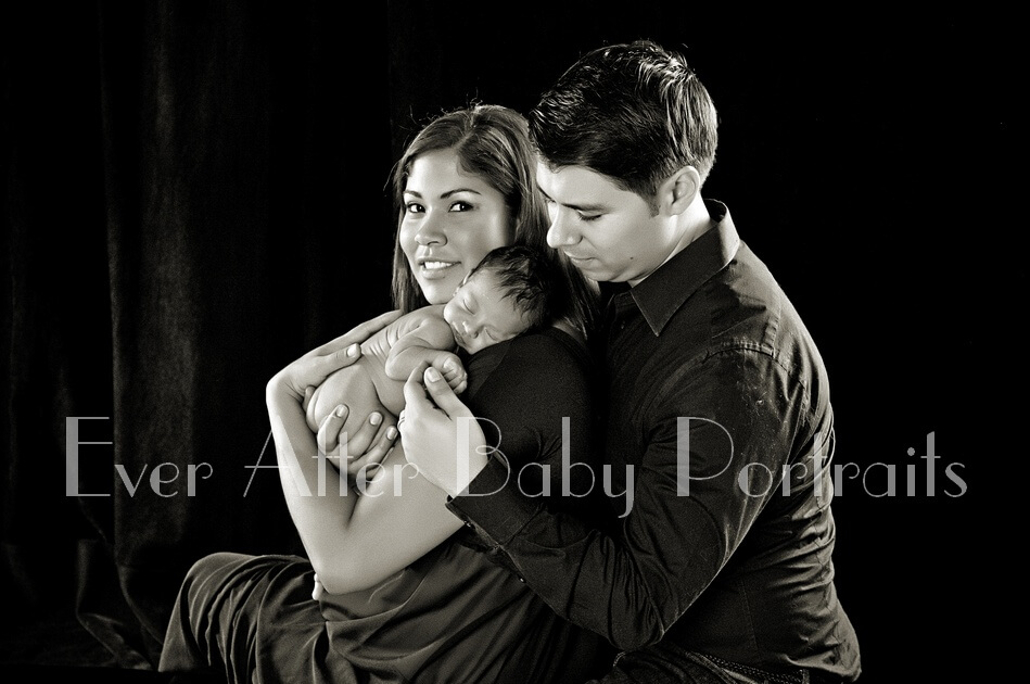 Plan way ahead for your newborn’s portrait session! | Northern VA Newborn Photographer