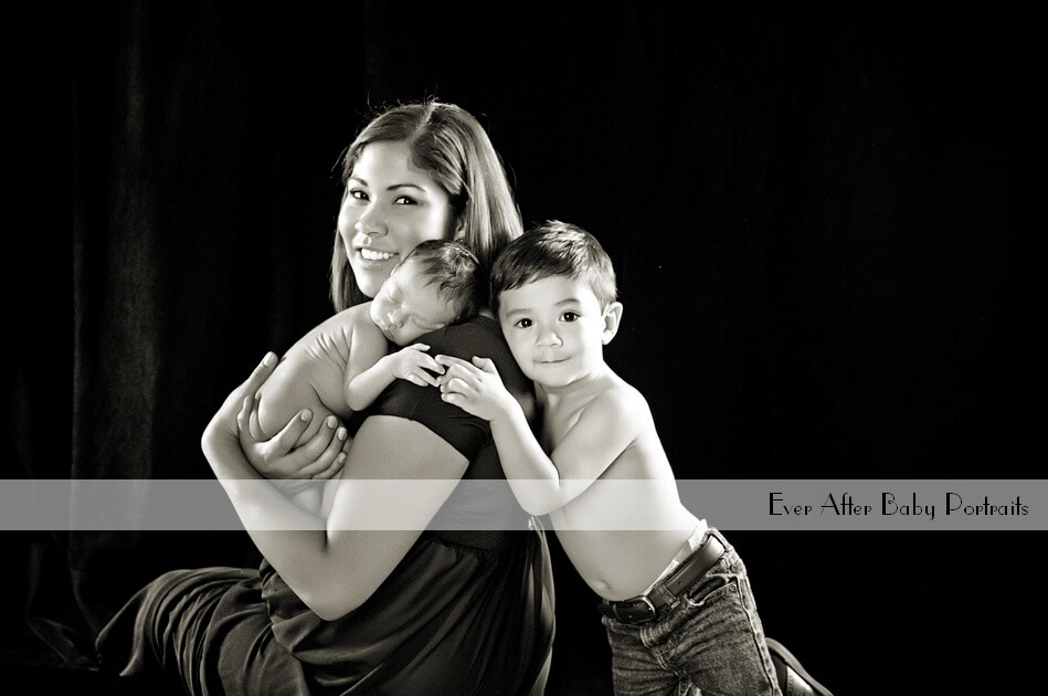 Fine Art Platinum and Gold Albums | Northern VA Baby Photographer